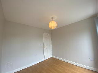 6 Windsor Avenue Place 15 of 23