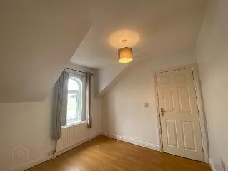 6 Windsor Avenue Place 16 of 23