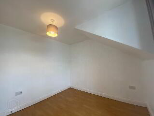 6 Windsor Avenue Place 17 of 23