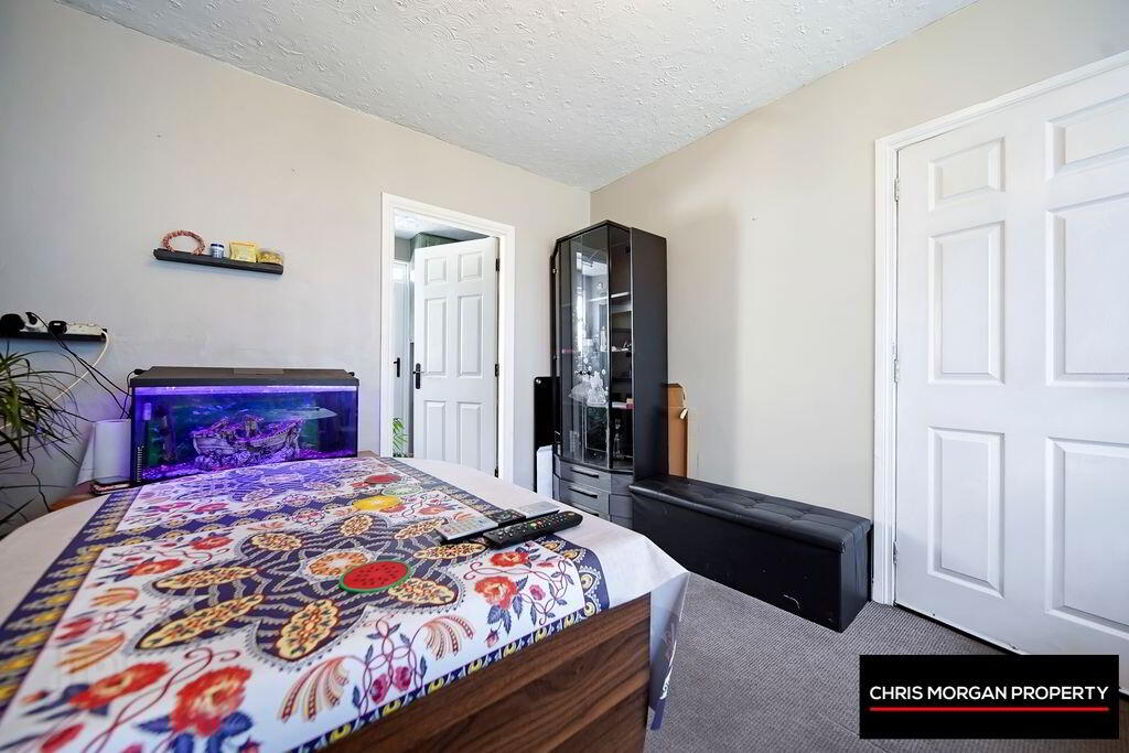 9 Eastvale Avenue 7 of 20