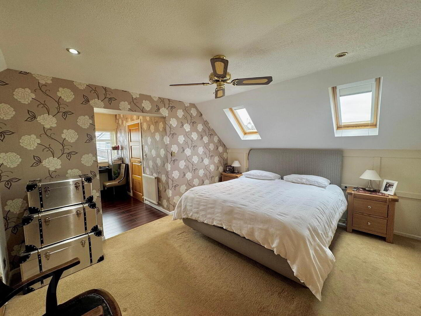 2 Glenwood Avenue 26 of 51