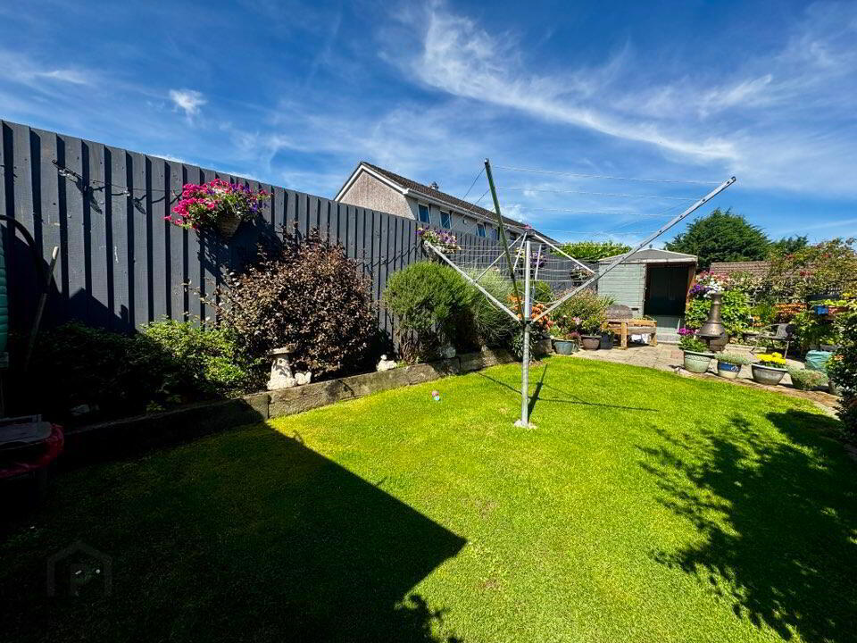 2 Glenwood Avenue 49 of 51