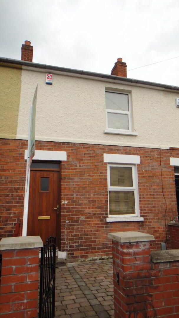 24 Laganvale Street 1 of 8