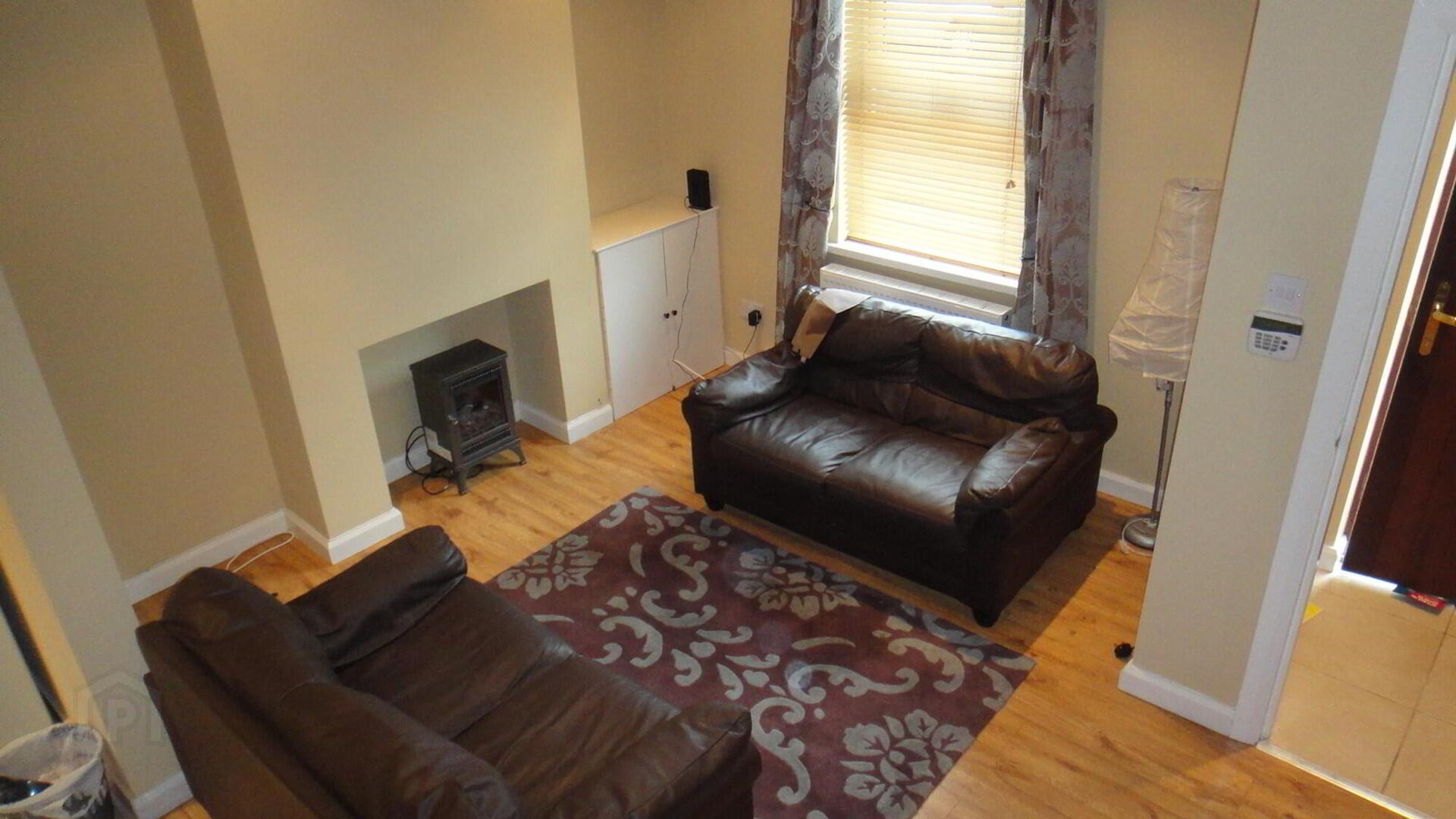 24 Laganvale Street 4 of 8
