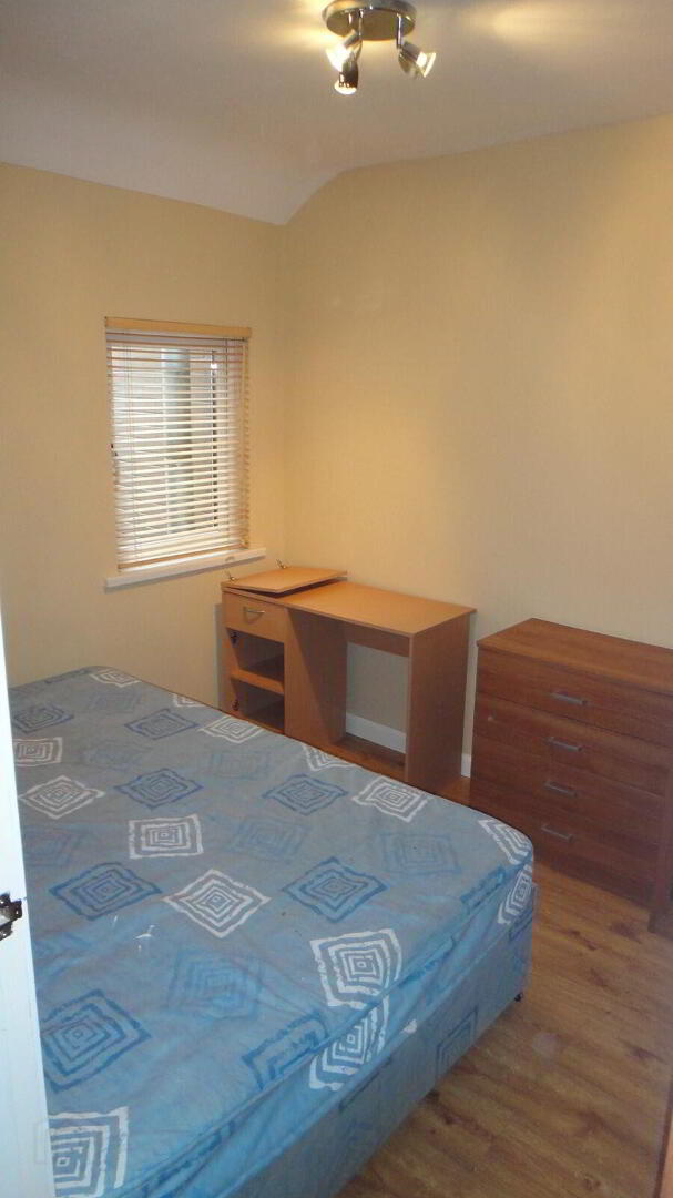 24 Laganvale Street 8 of 8