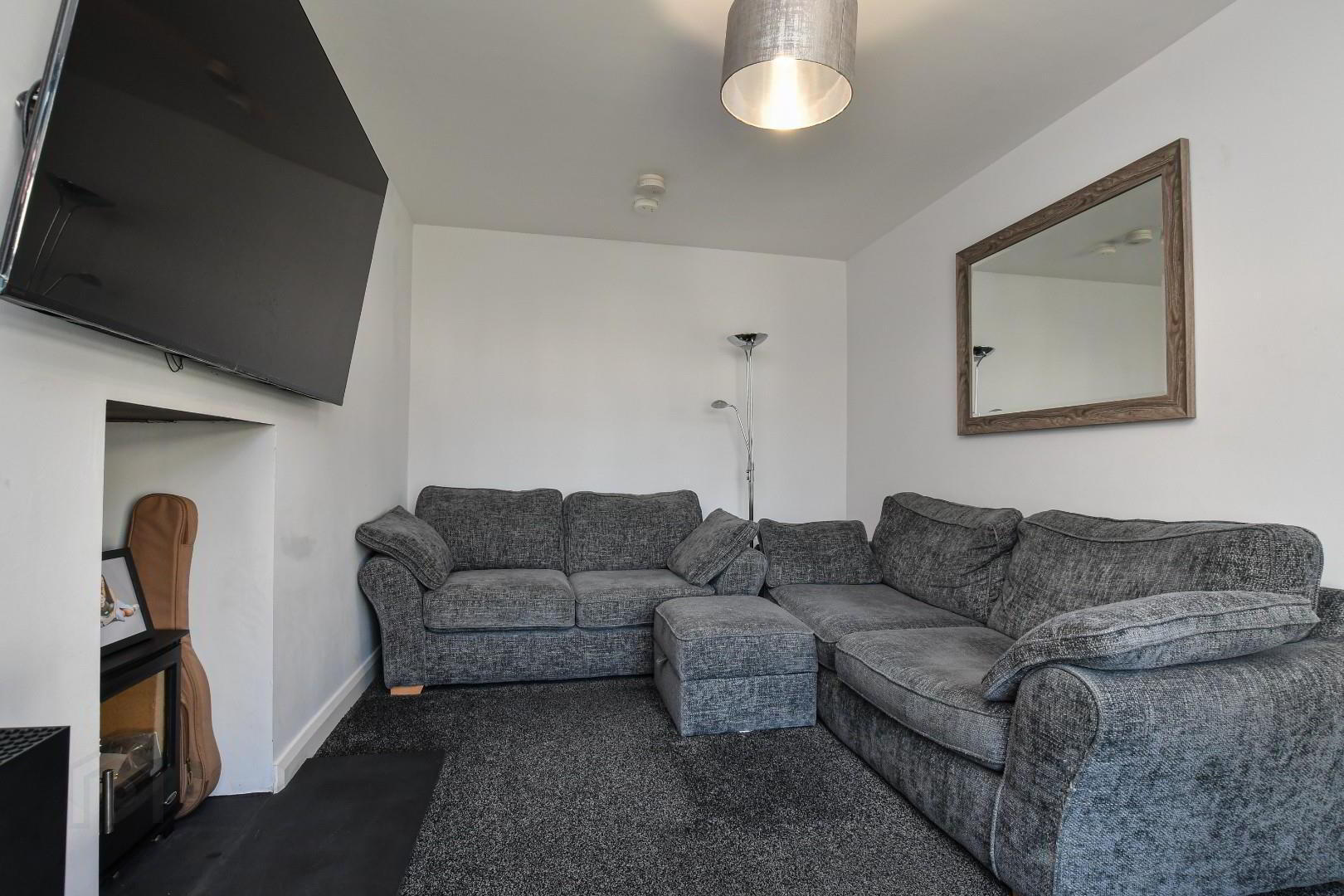 12 Blackrock Avenue 5 of 49