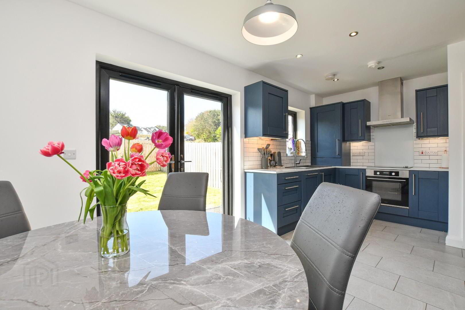 12 Blackrock Avenue 6 of 49
