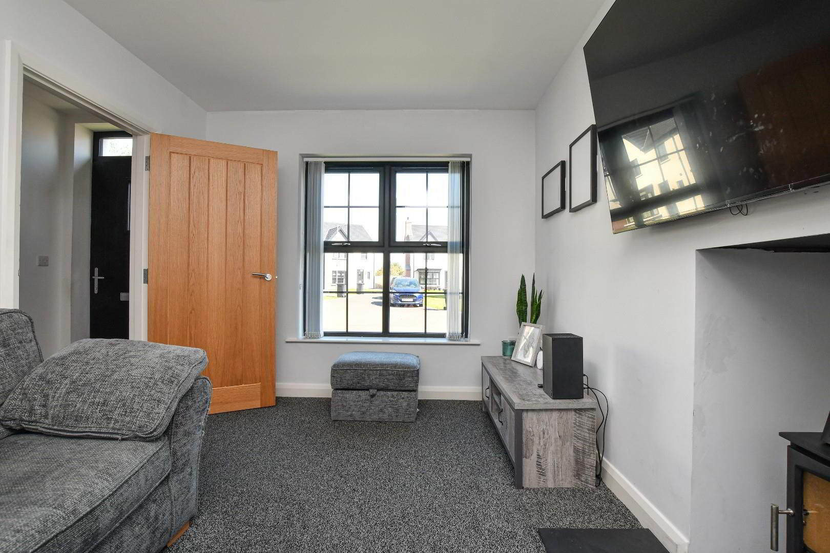 12 Blackrock Avenue 4 of 49