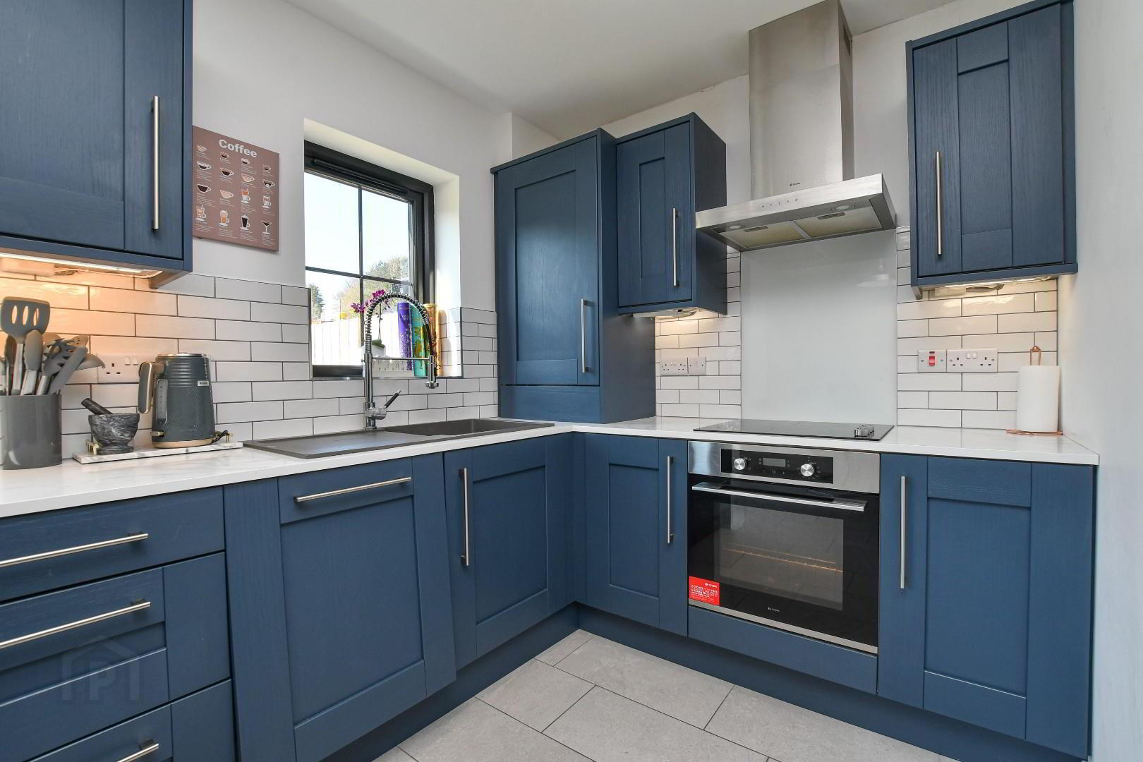 12 Blackrock Avenue 18 of 49