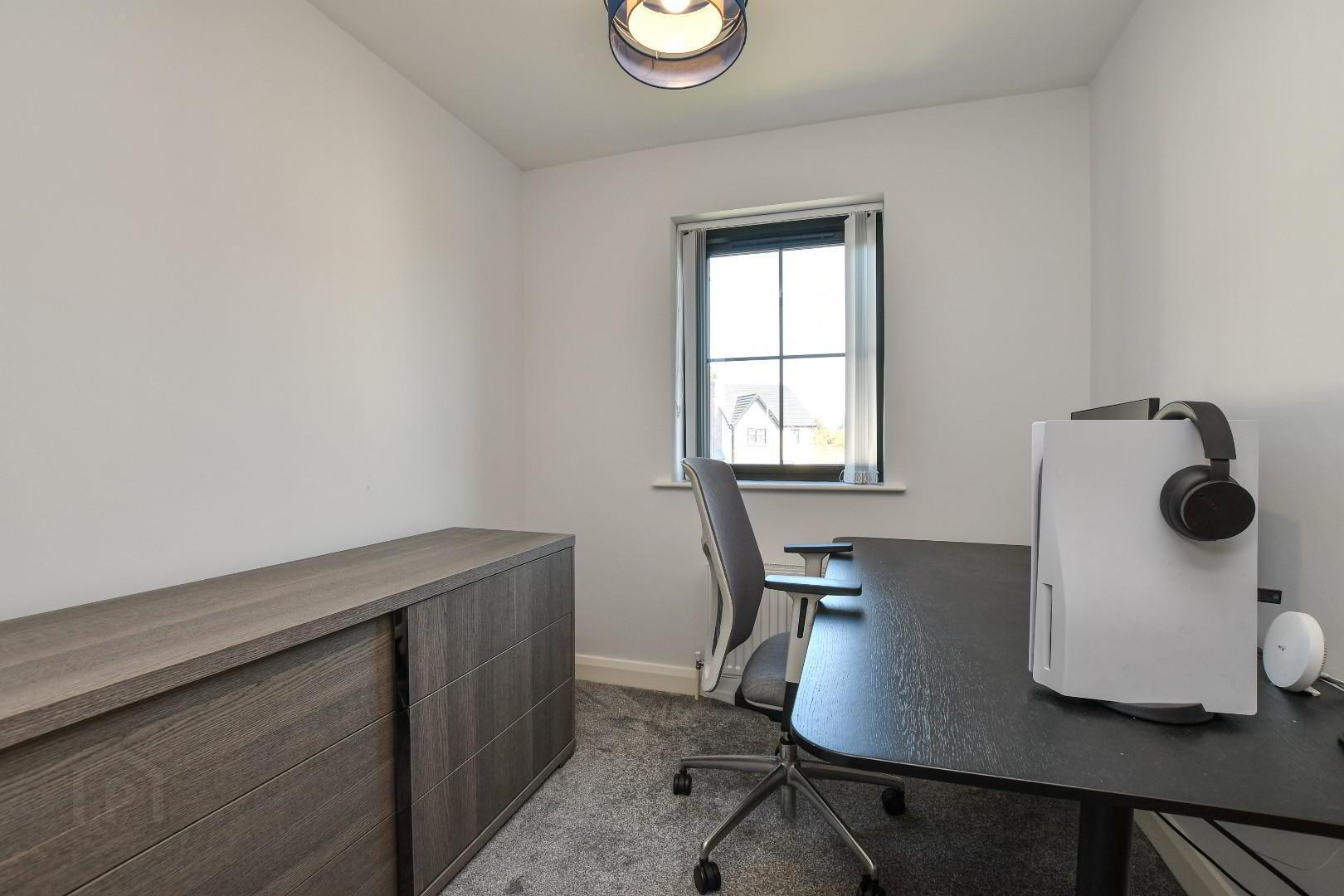 12 Blackrock Avenue 35 of 49