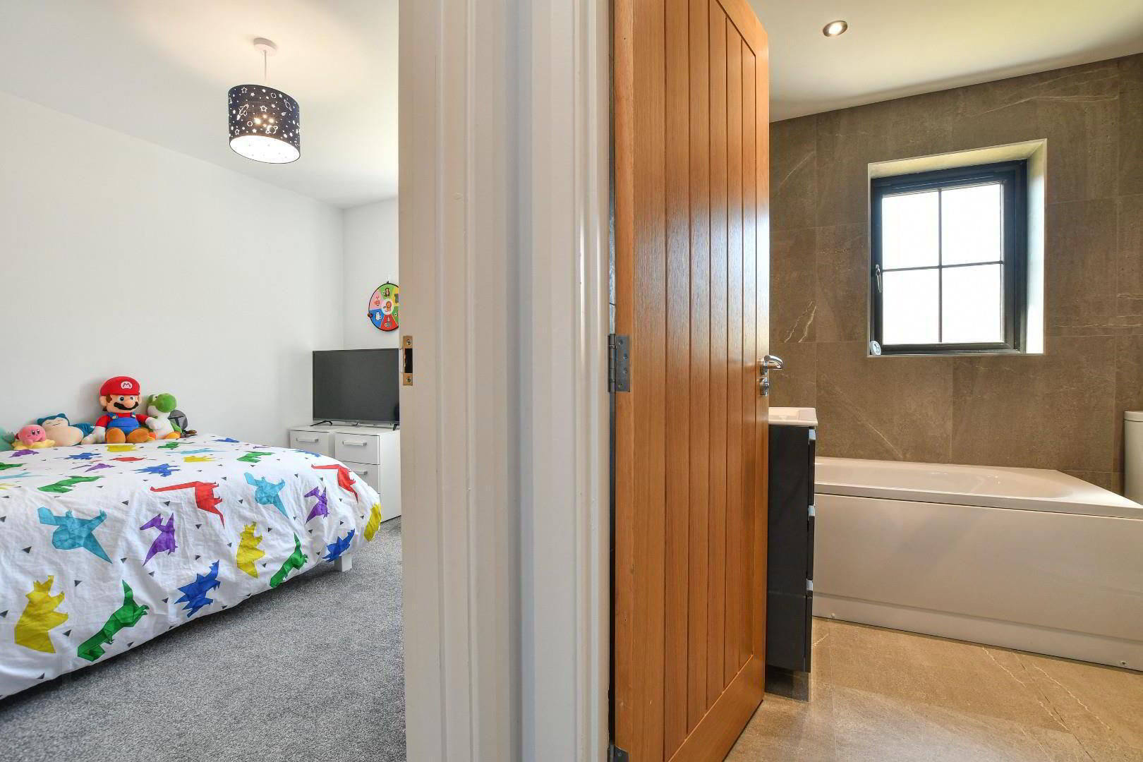 12 Blackrock Avenue 31 of 49