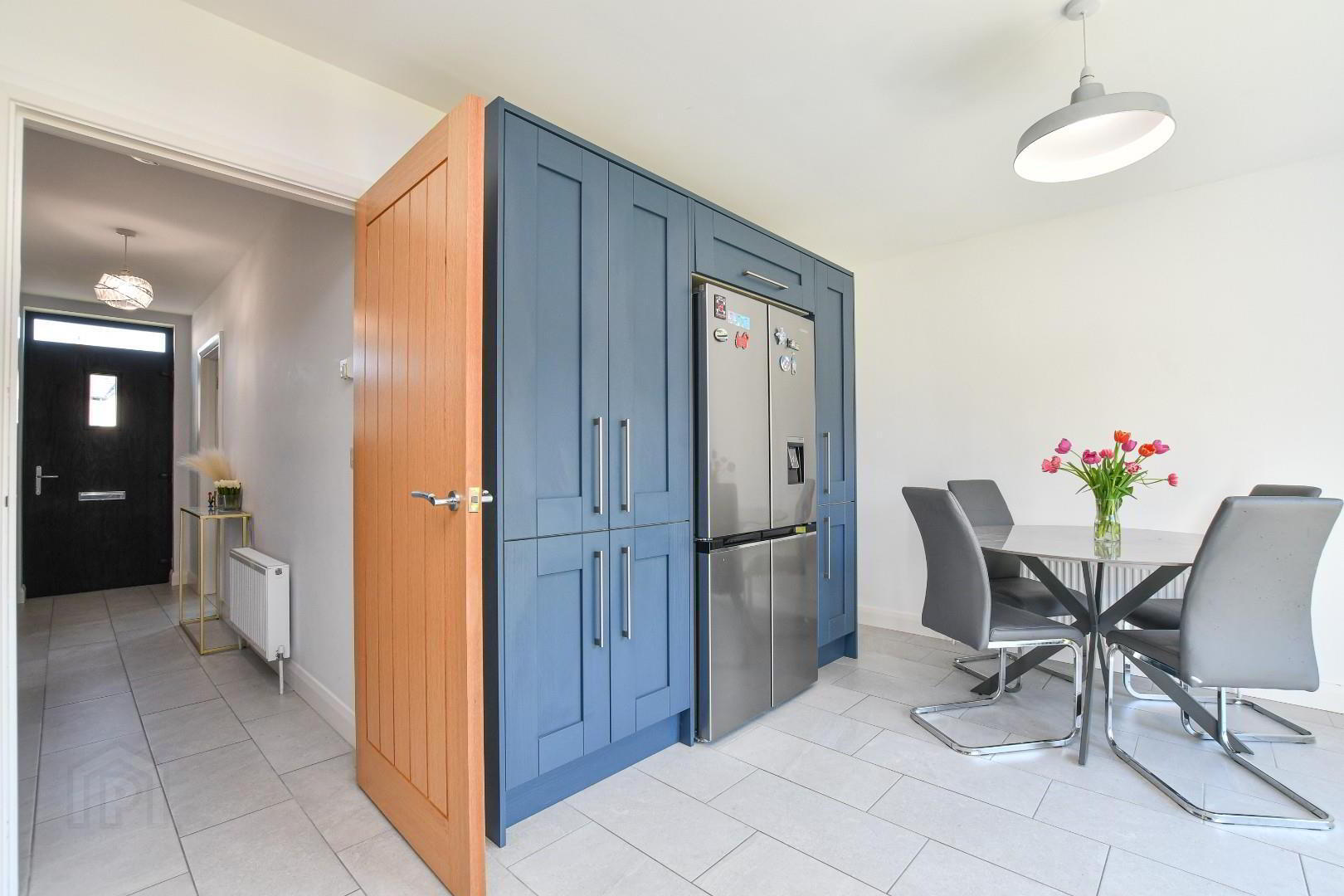 12 Blackrock Avenue 19 of 49