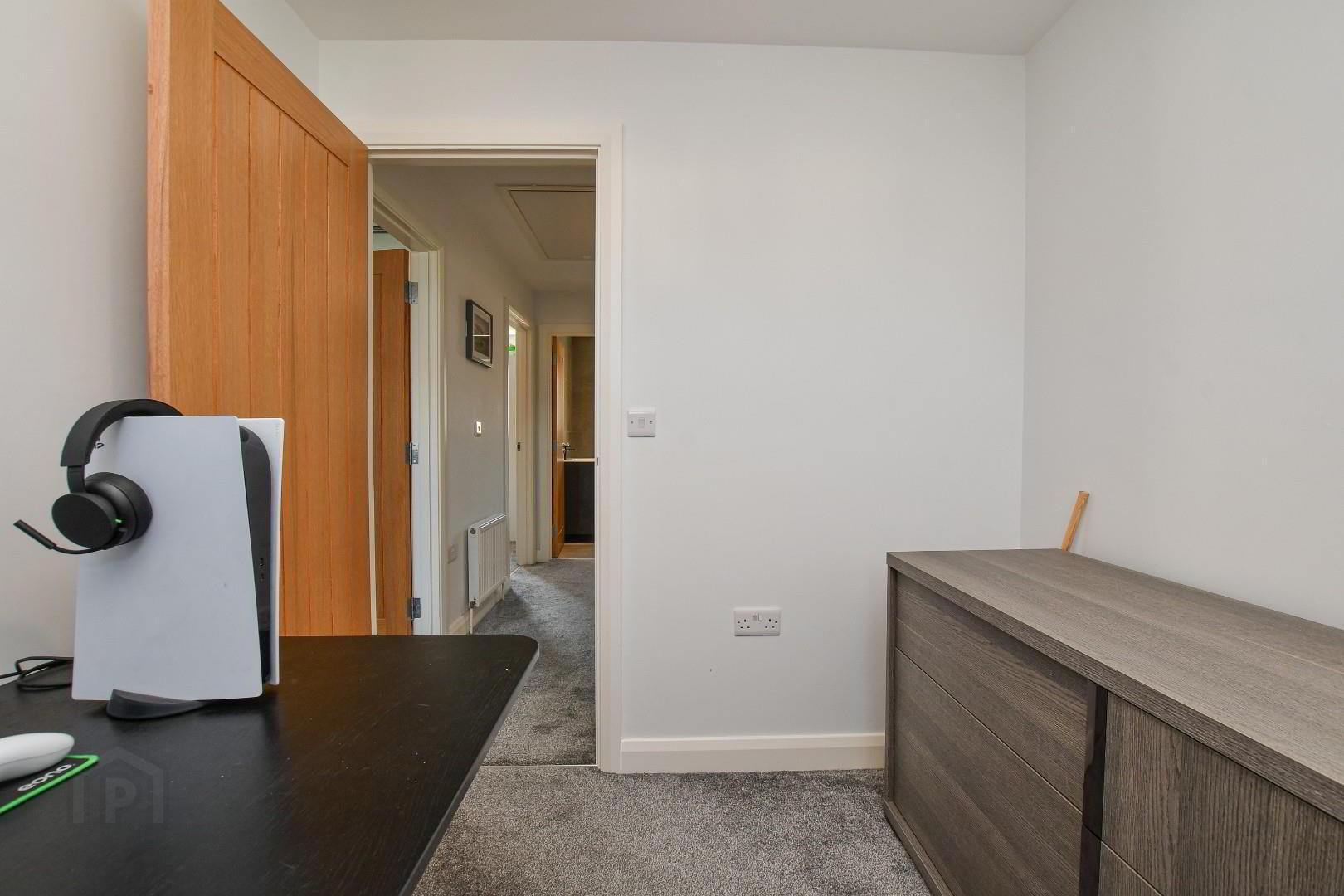 12 Blackrock Avenue 36 of 49