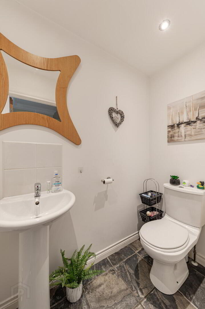 6 Old Dundonald Mews 11 of 21