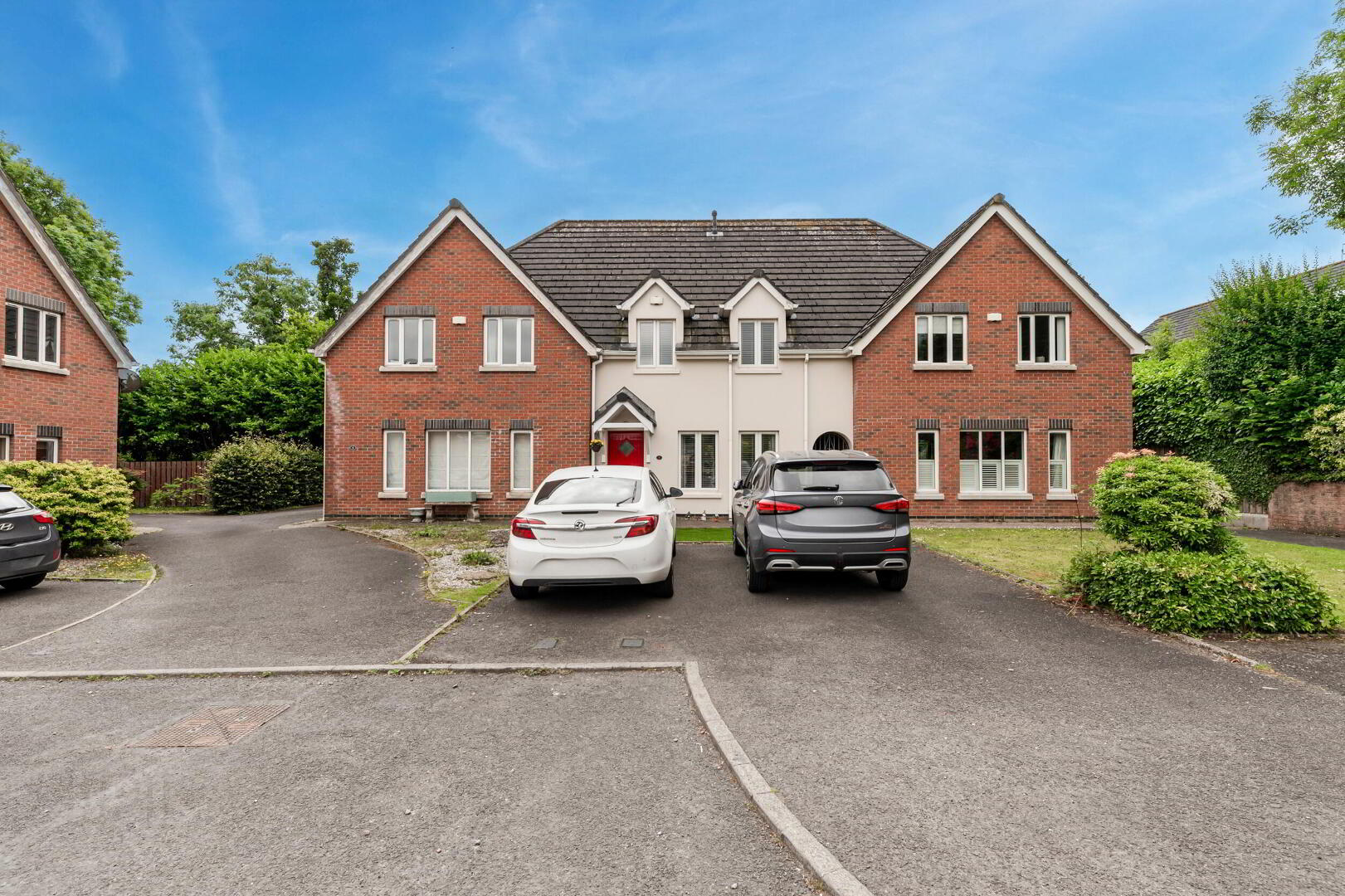 6 Old Dundonald Mews 1 of 21
