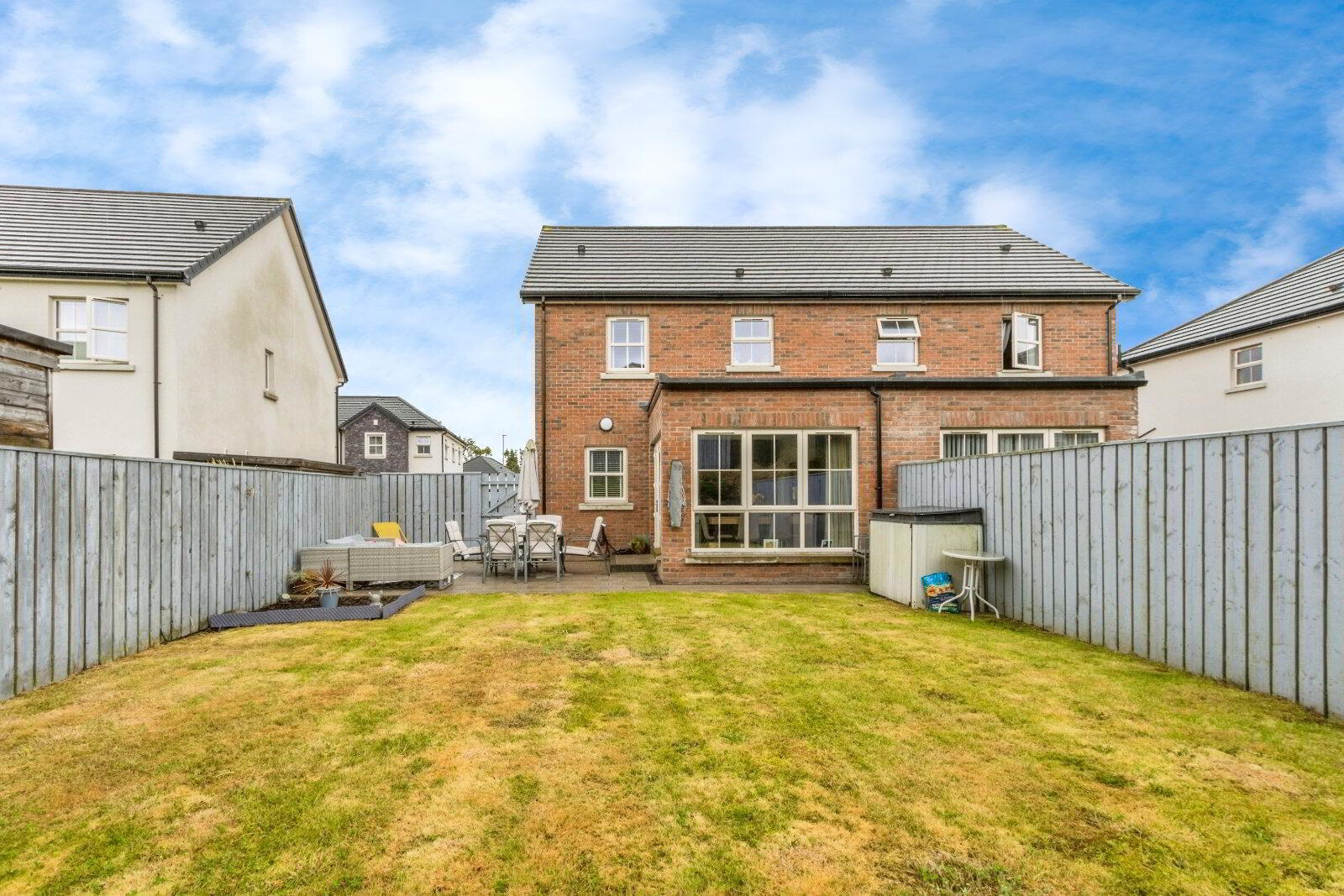 17 Helens Wood Way 20 of 20