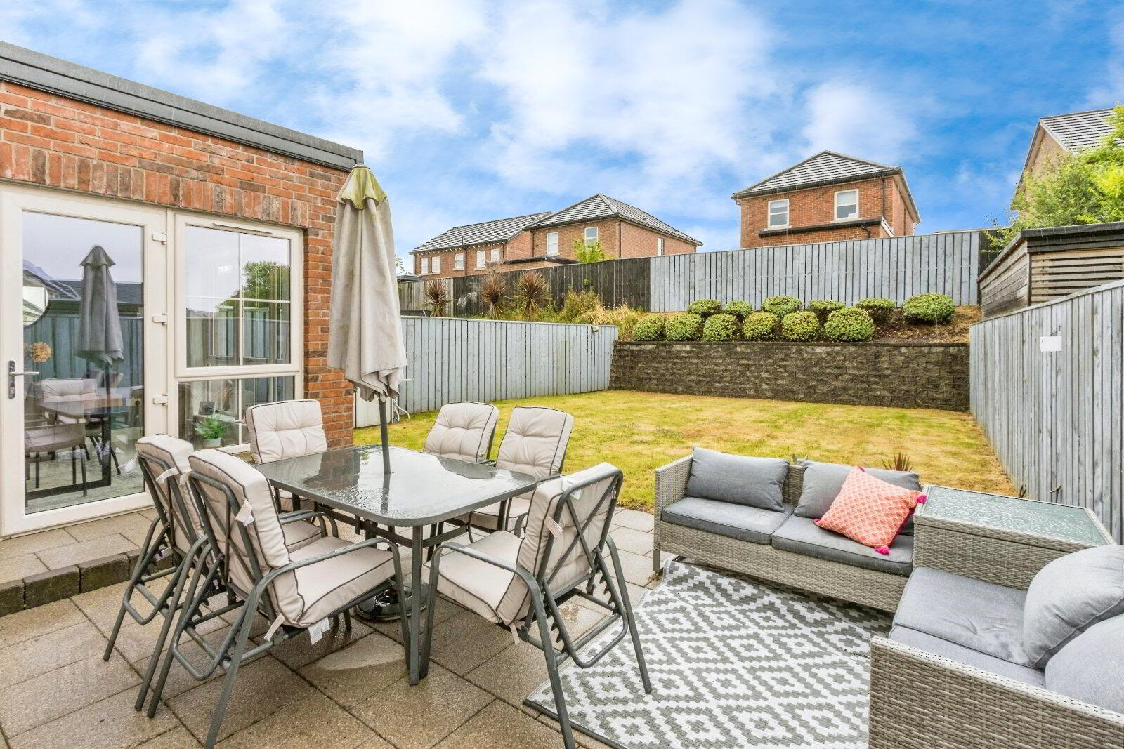 17 Helens Wood Way 19 of 20