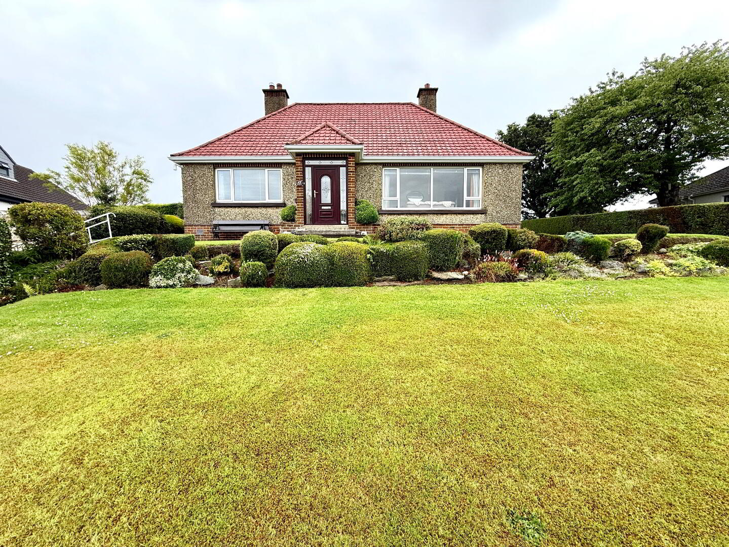 17 Rossdowney Park 1 of 34