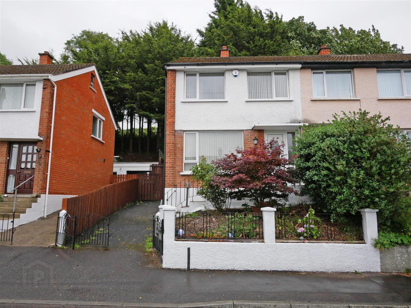 27 Woodbreda Park 1 of 20
