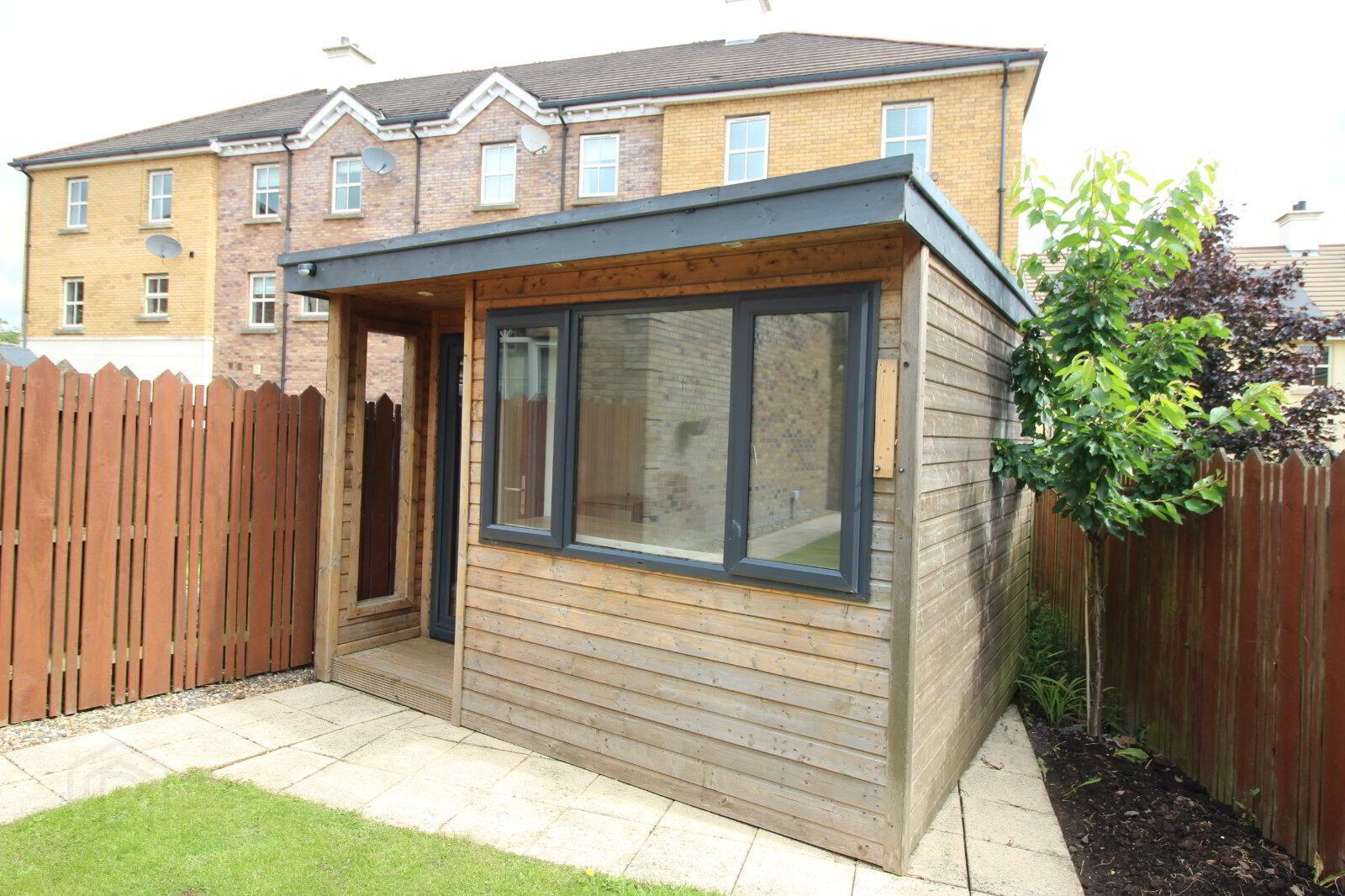 18 Ballantine Gardens 22 of 29