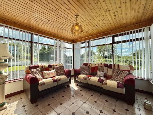42 Ballygudden Road 8 of 16