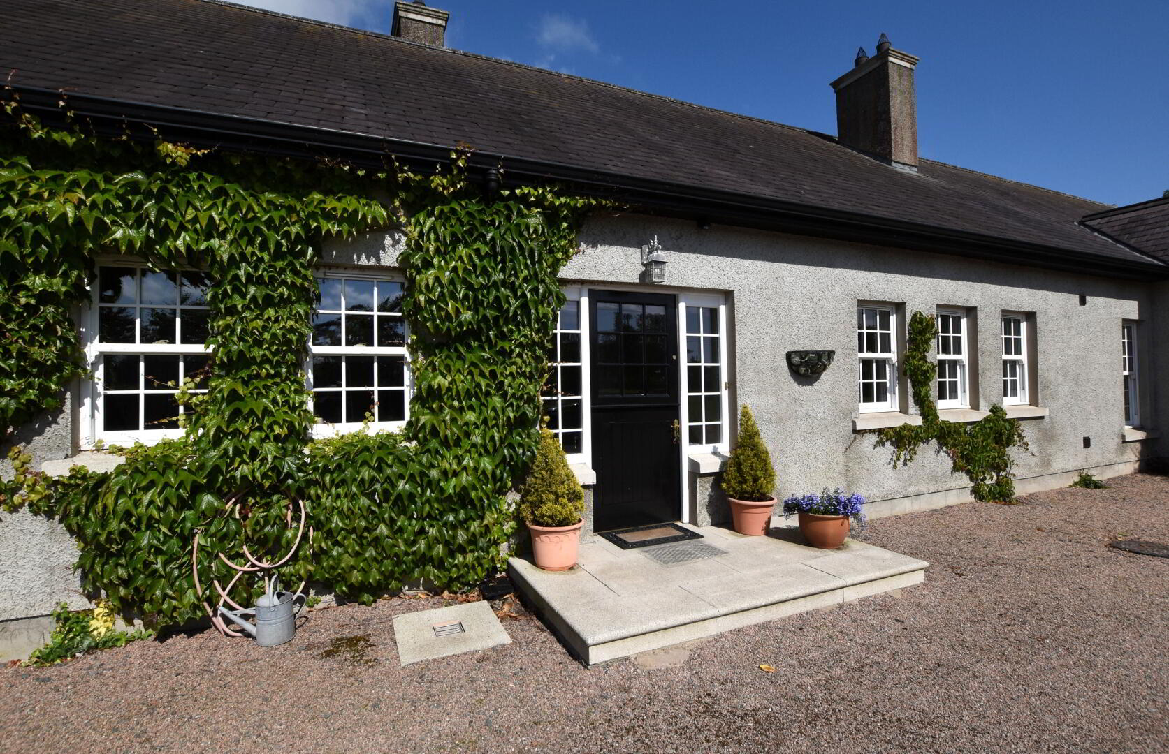STUNNING DETACHED BUNGALOW, Lisburn 3 of 19