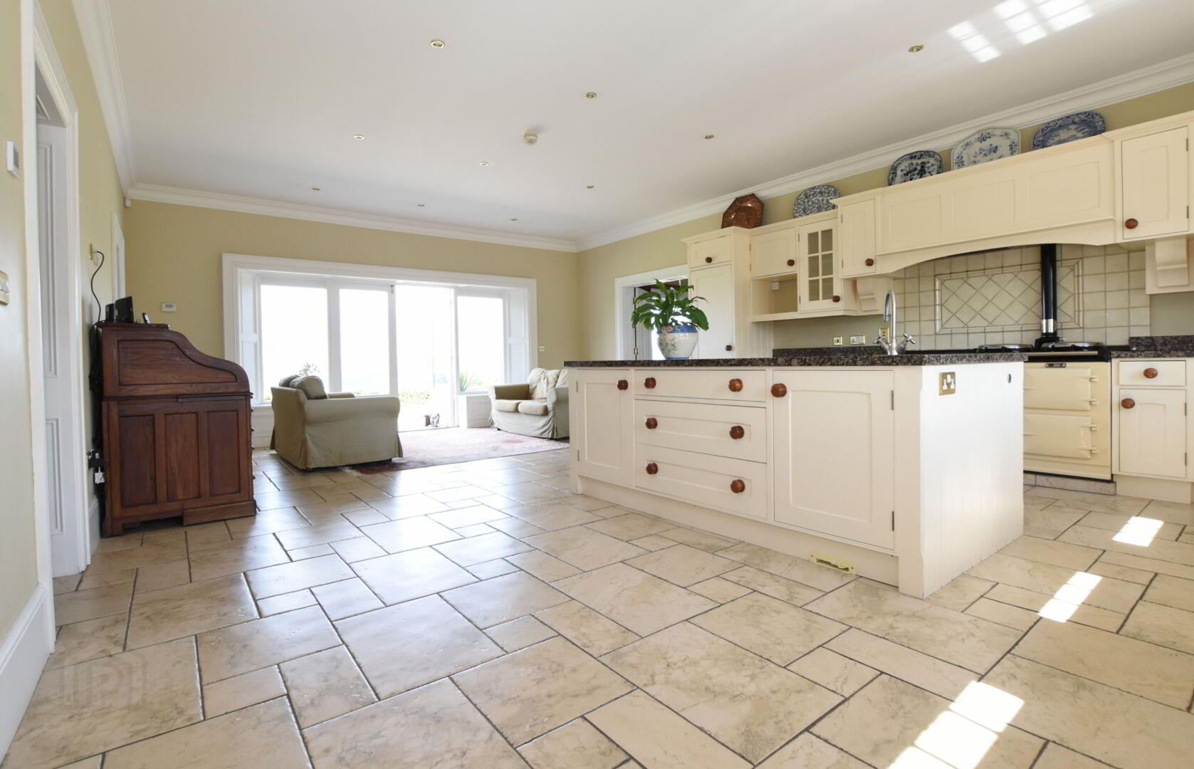 STUNNING DETACHED BUNGALOW, Lisburn 10 of 19