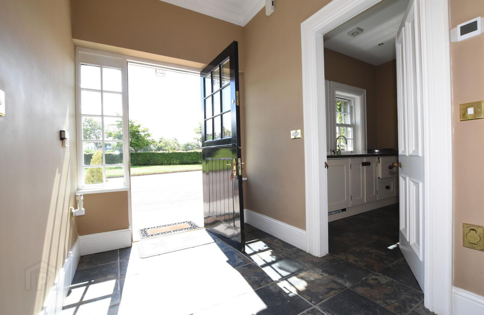 STUNNING DETACHED BUNGALOW, Lisburn 17 of 19