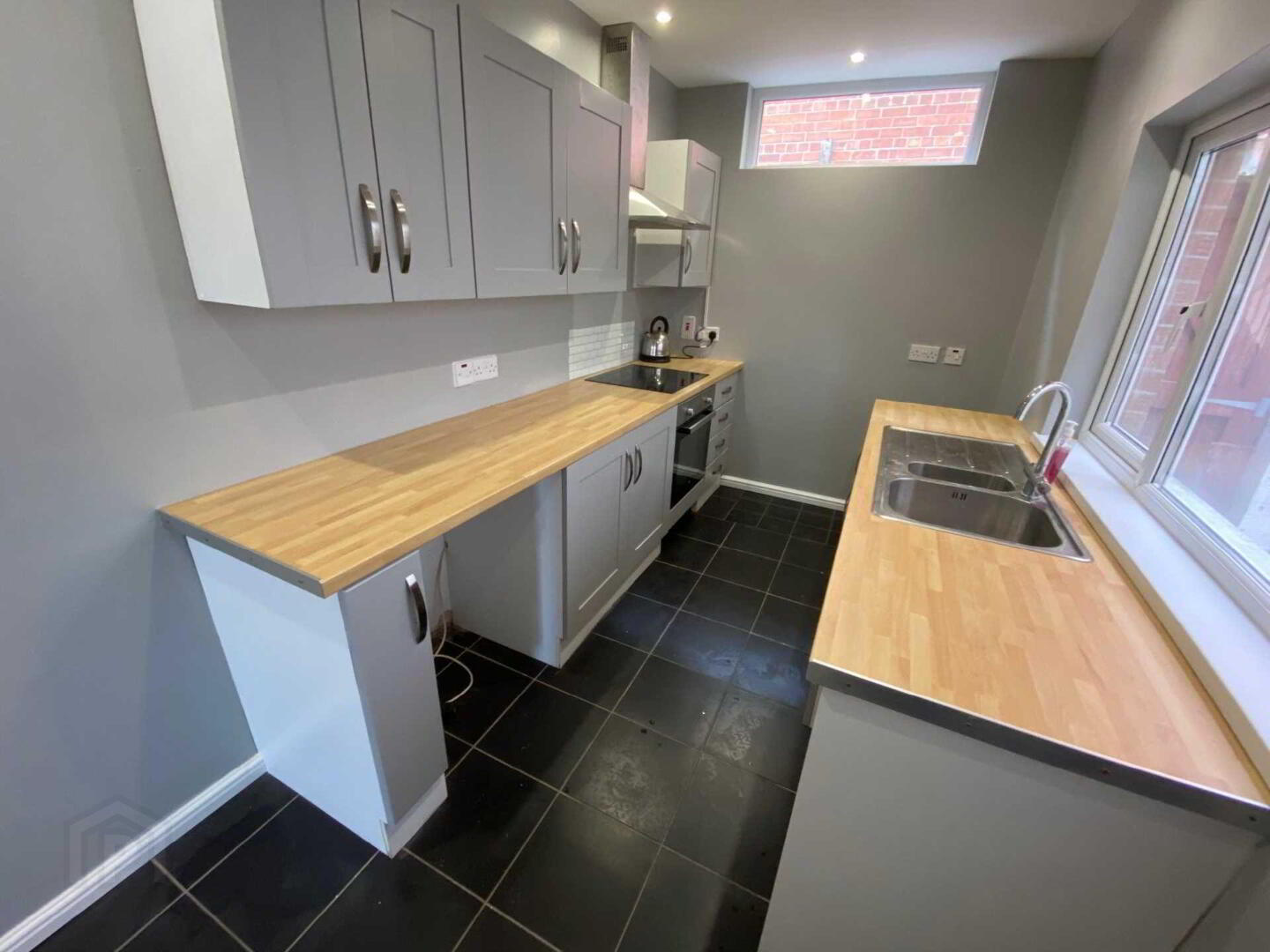 1a Carew Street 7 of 14