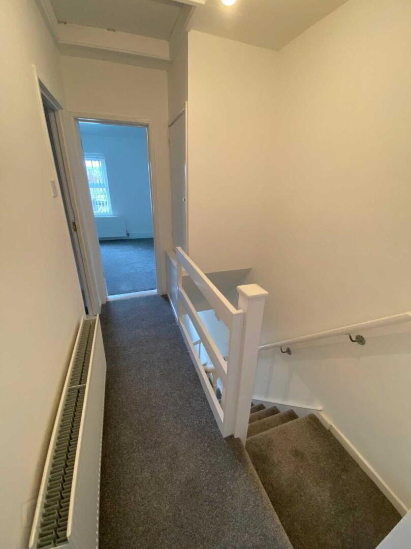 1a Carew Street 9 of 14