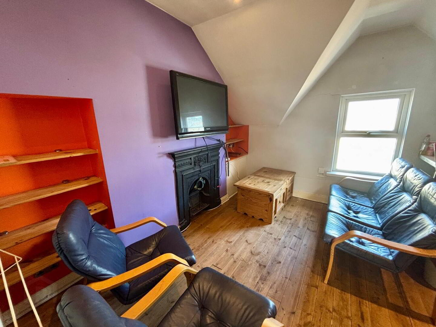 23c Dufferin Avenue 3 of 9