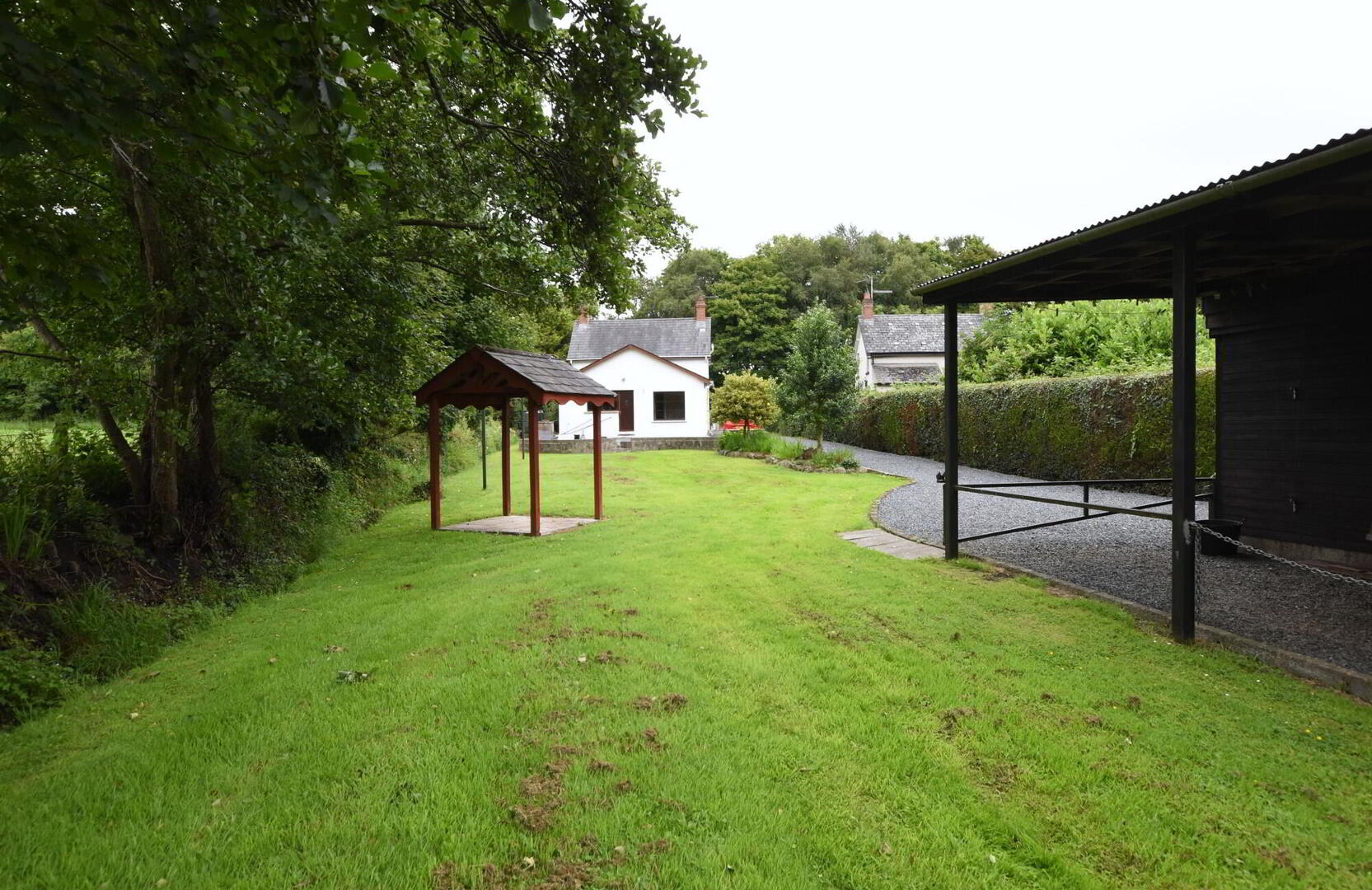 Detached Country Cottage With Spacious Gardens, 7 Glenavy Road 19 of 26