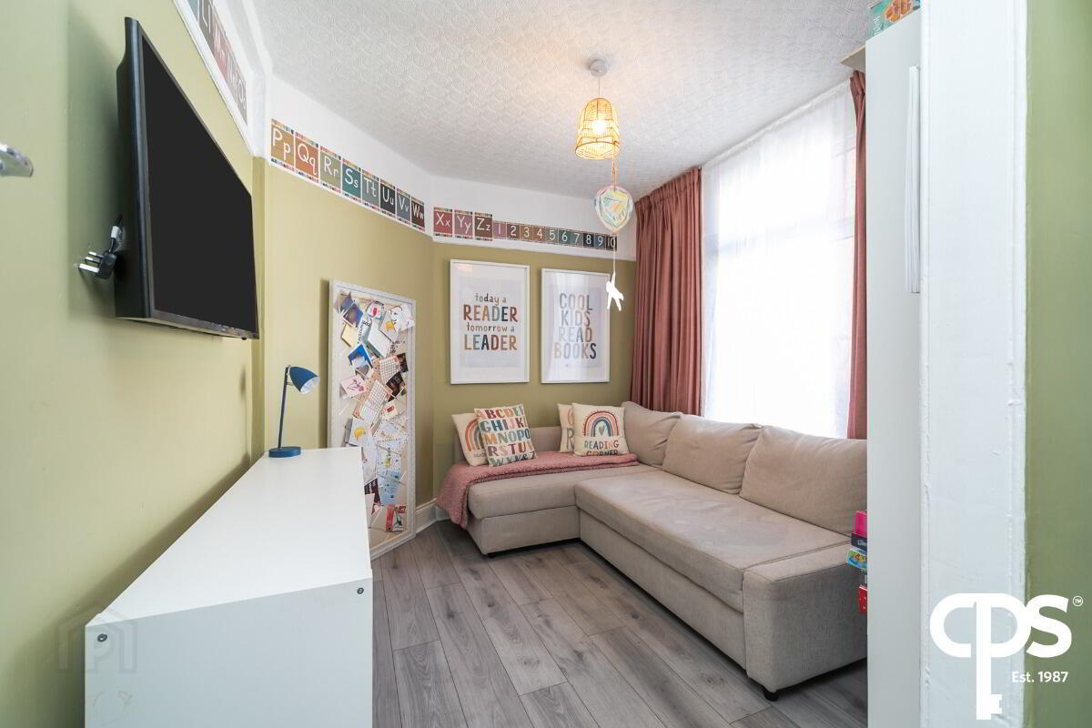 651 Lisburn Road 8 of 21