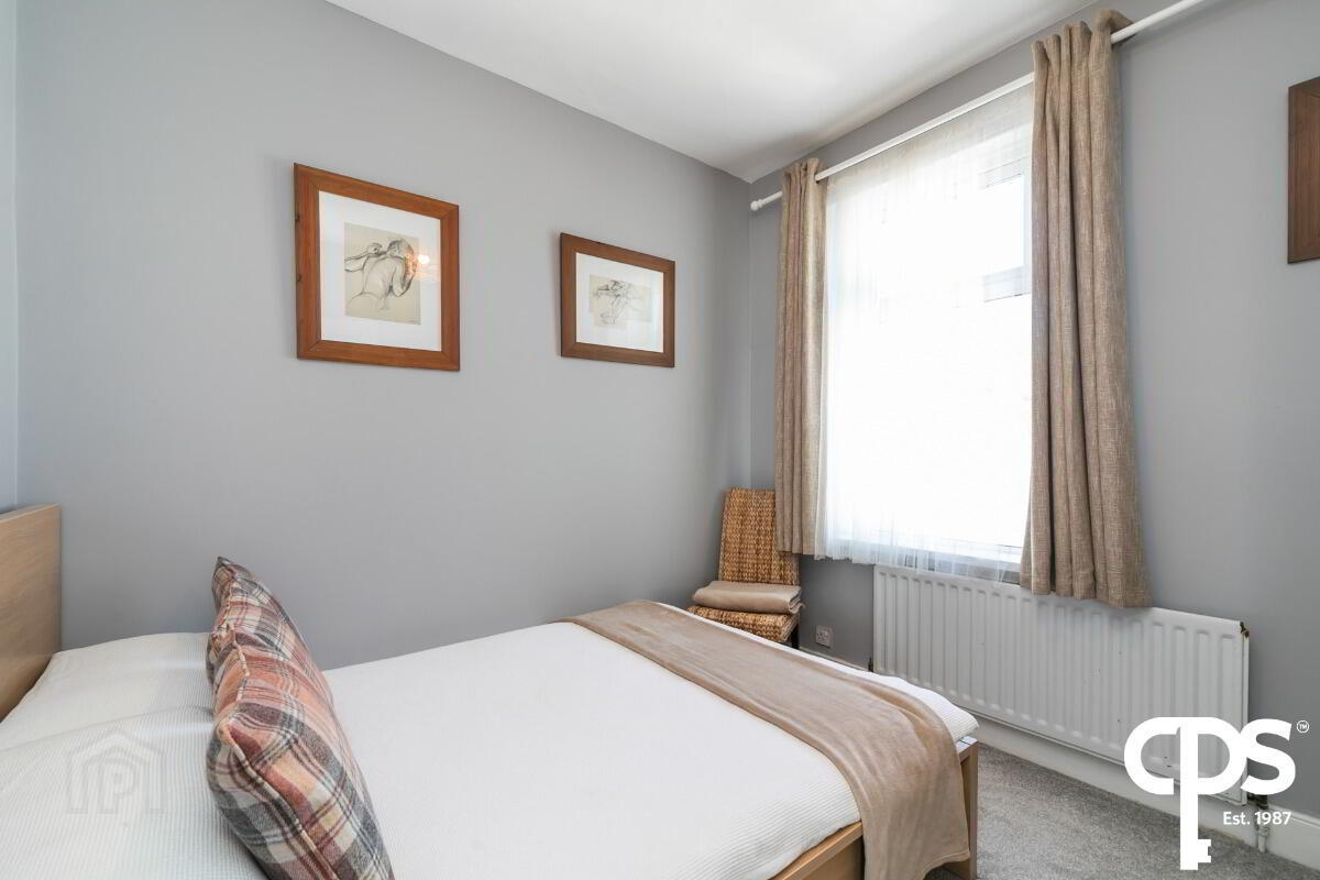 651 Lisburn Road 13 of 21