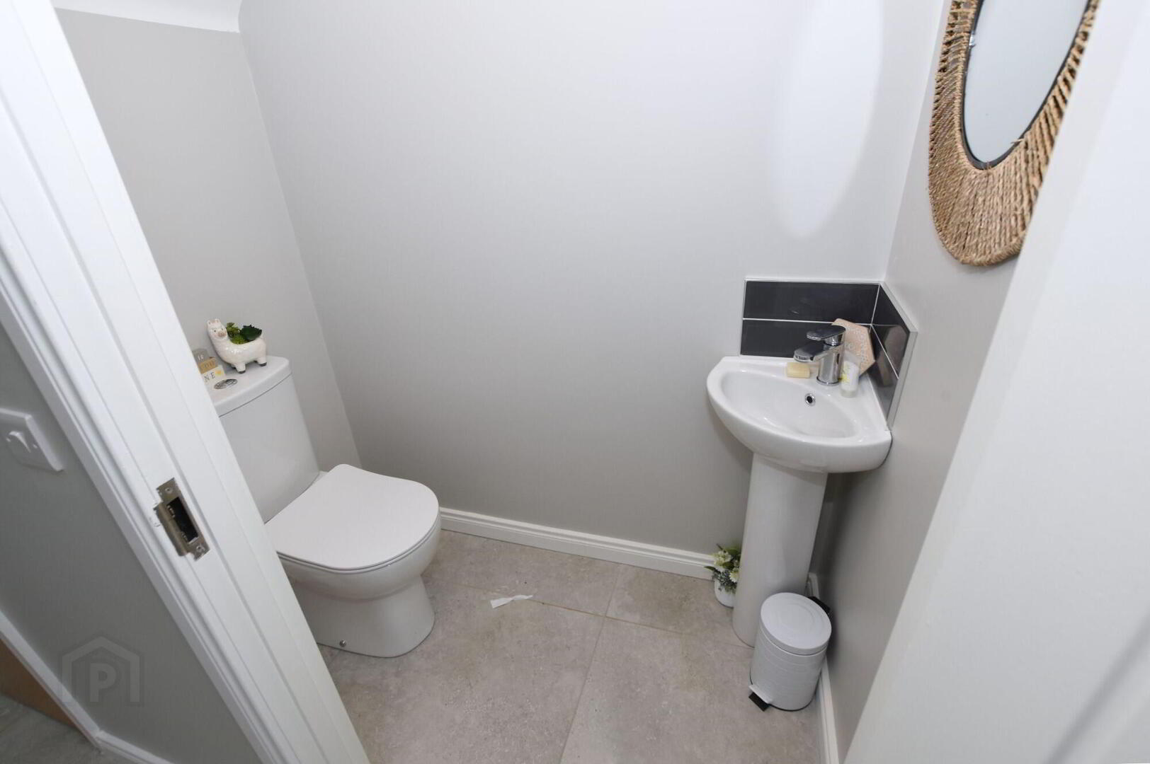 16 Glebe Close 14 of 30