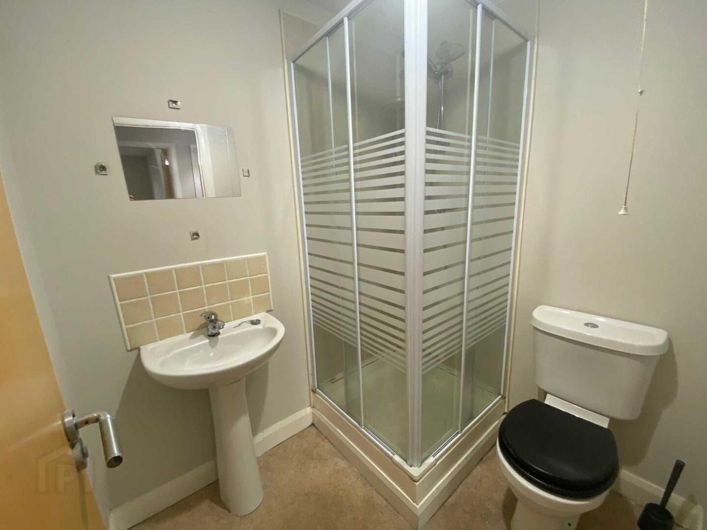 Apt 3 30, Chatsworth Street 9 of 10