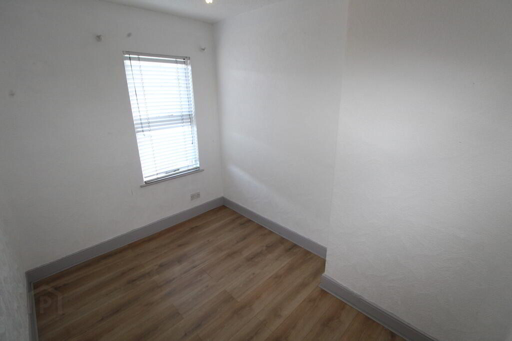 86 Ainsworth Avenue 13 of 15