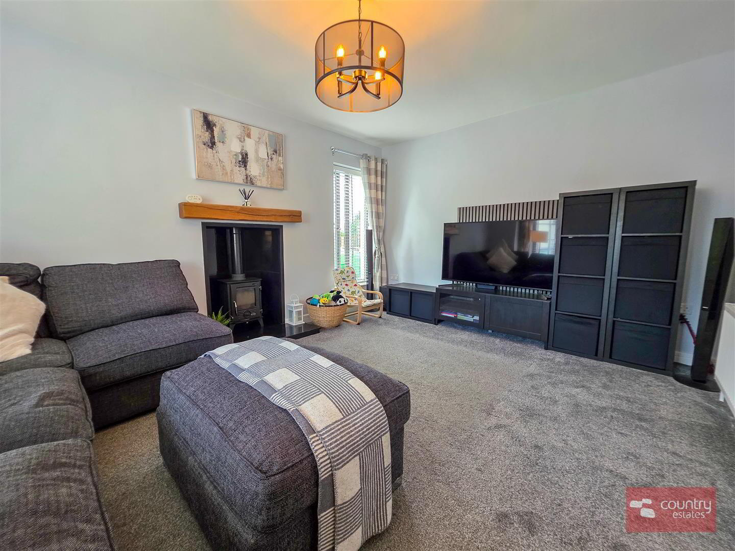 16 Chantry Gardens 10 of 50