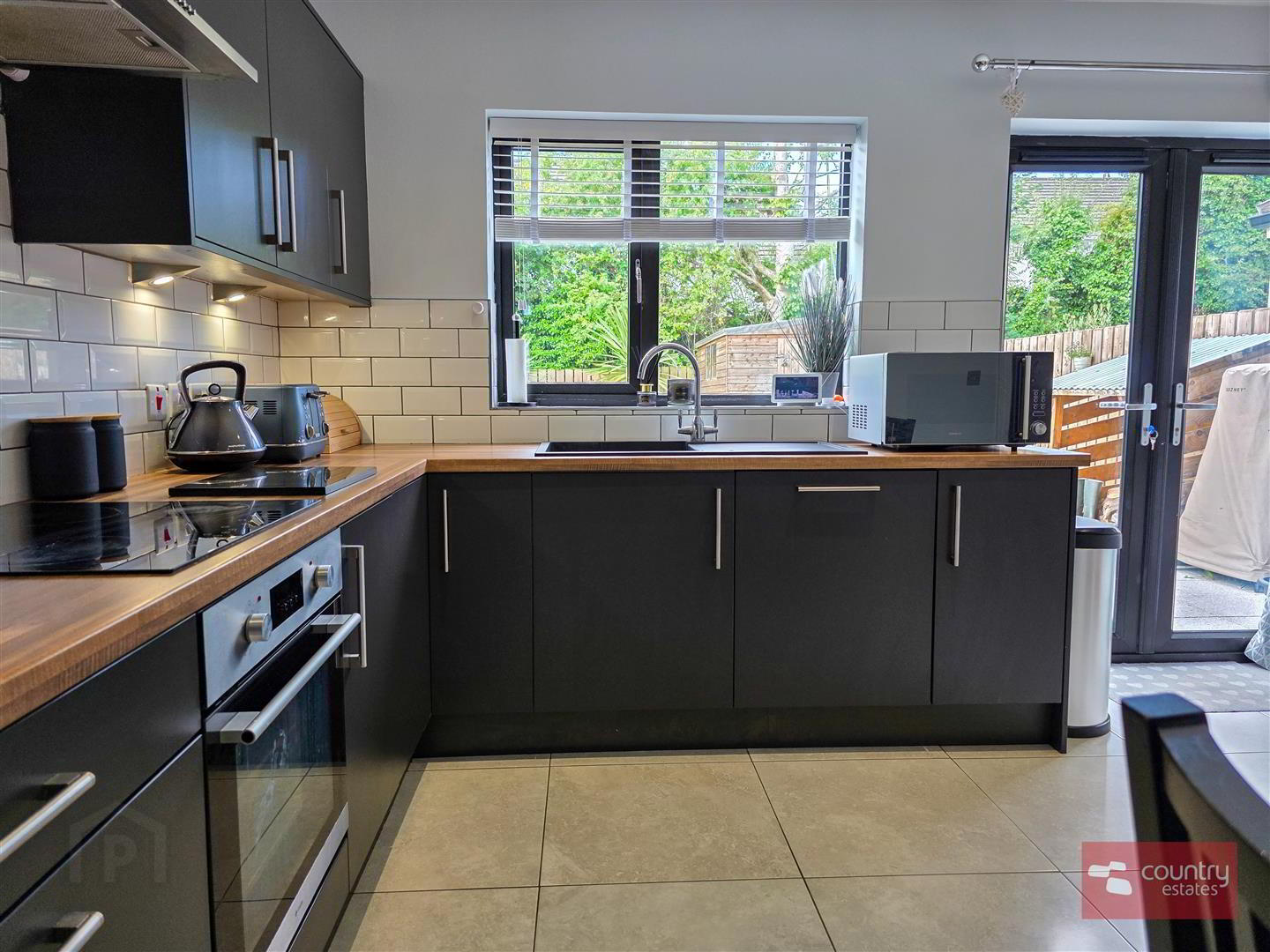16 Chantry Gardens 19 of 50