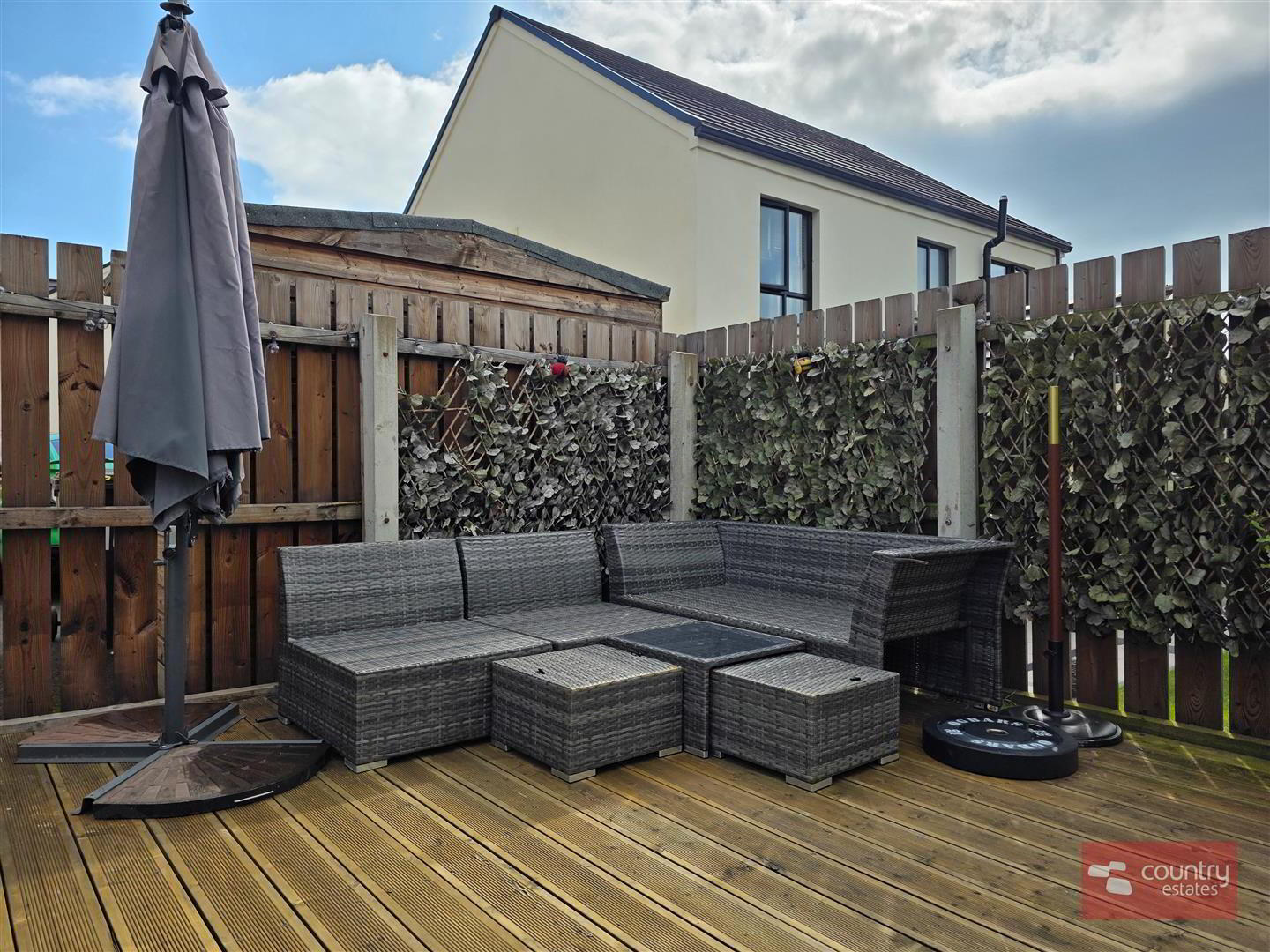 16 Chantry Gardens 41 of 50