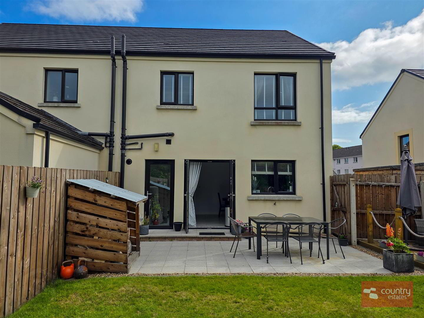 16 Chantry Gardens 45 of 50