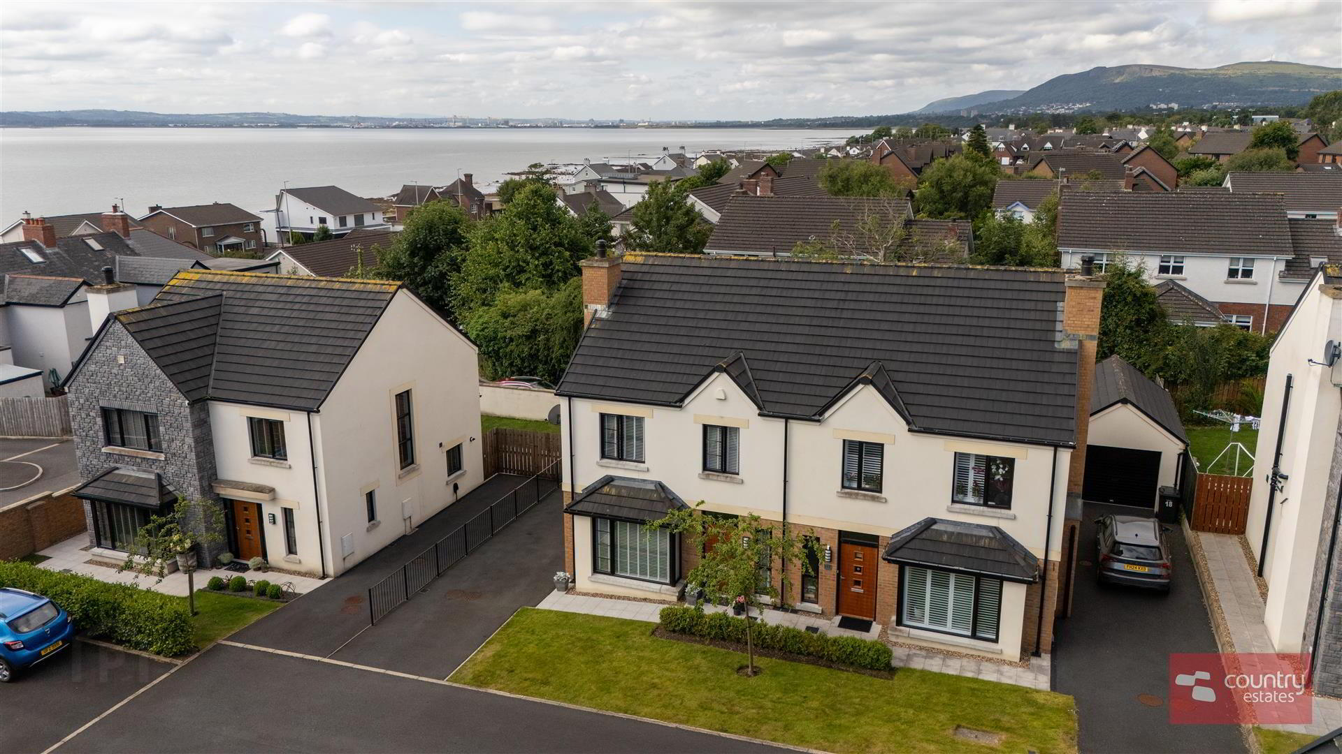 16 Chantry Gardens 50 of 50