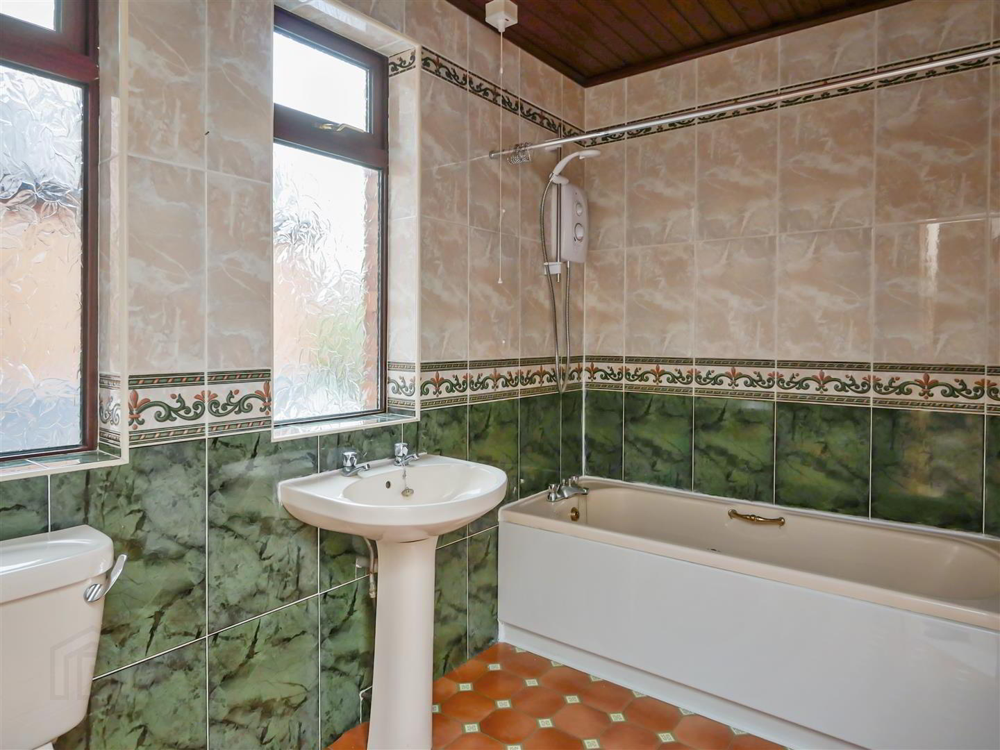 22 St. Johns Avenue 12 of 15