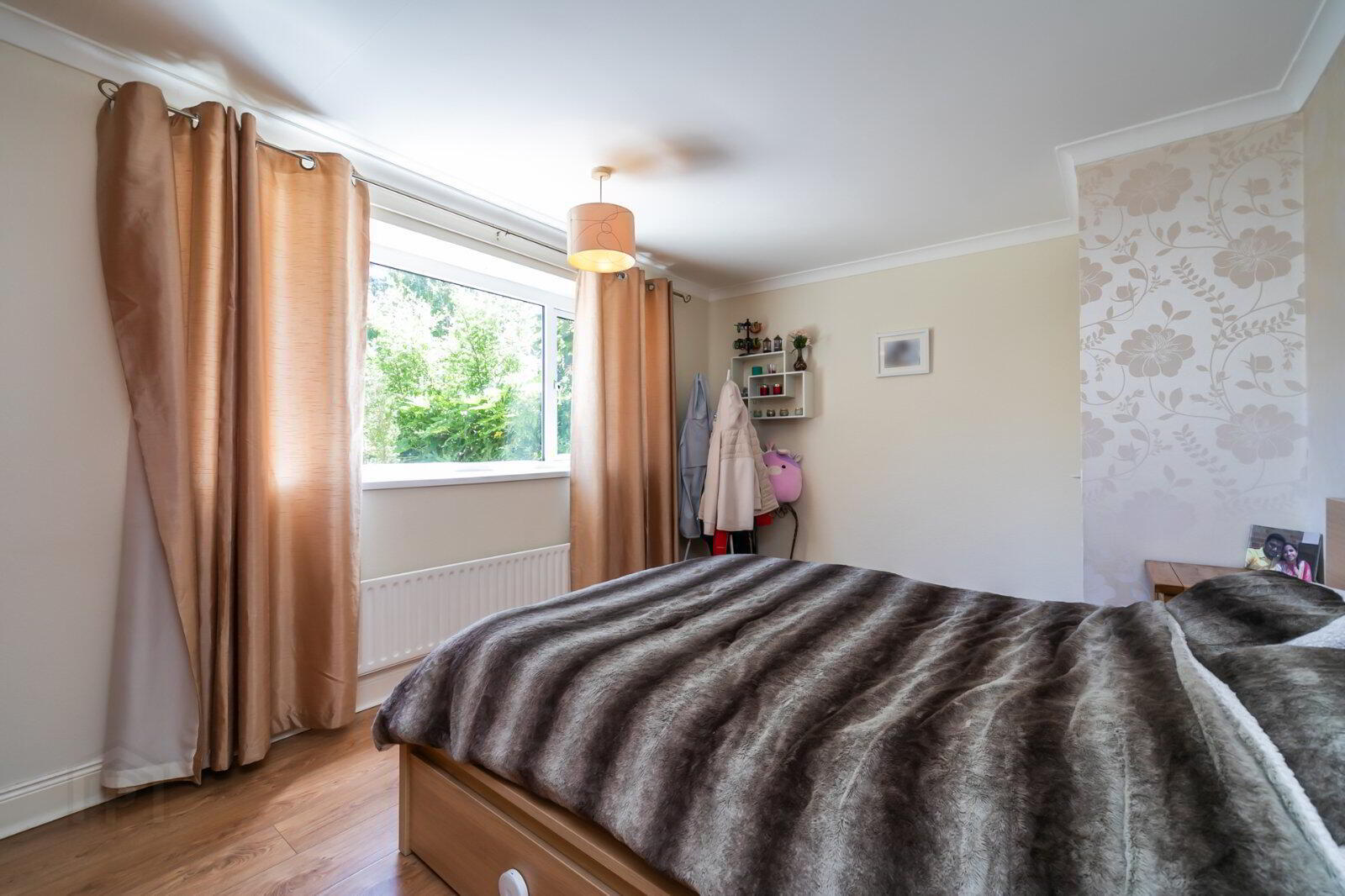104 Annadale Flats 7 of 14