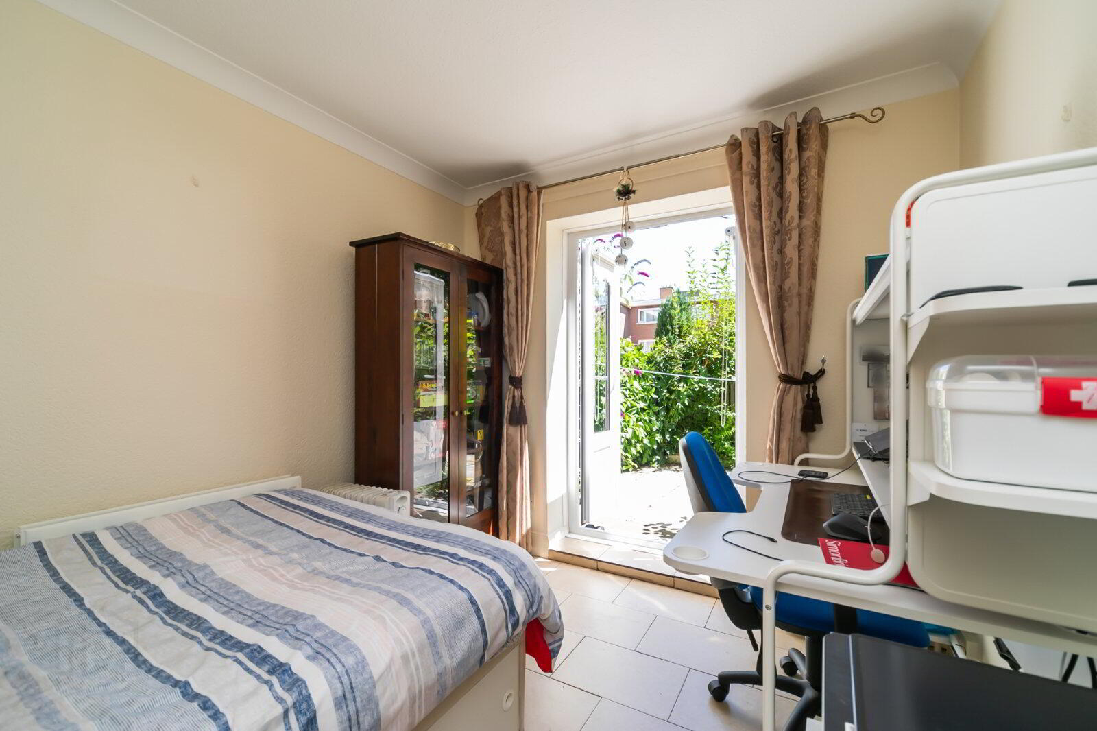 104 Annadale Flats 9 of 14