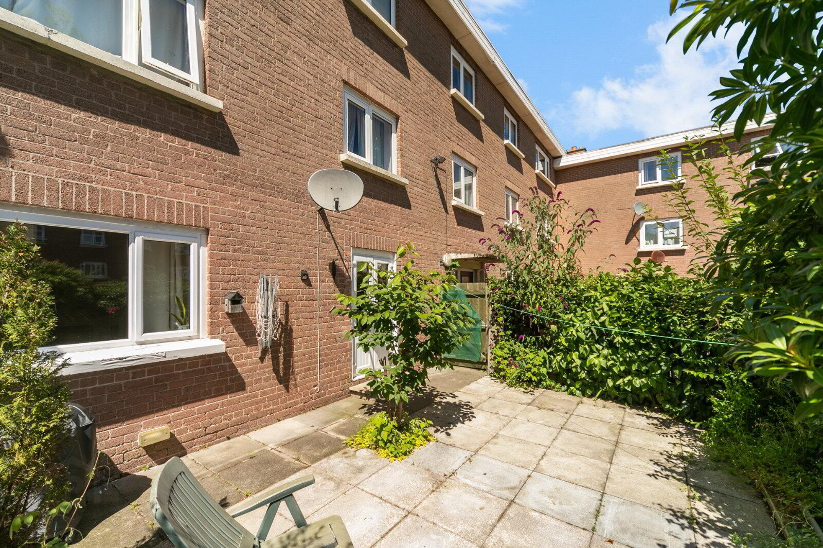 104 Annadale Flats 13 of 14