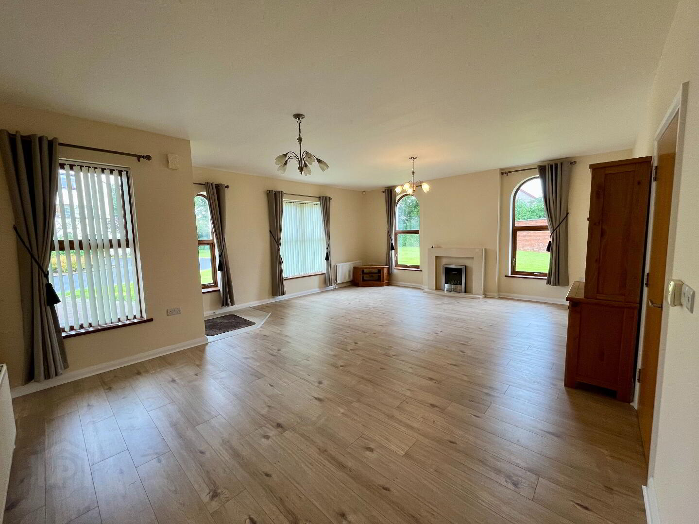 property description image
