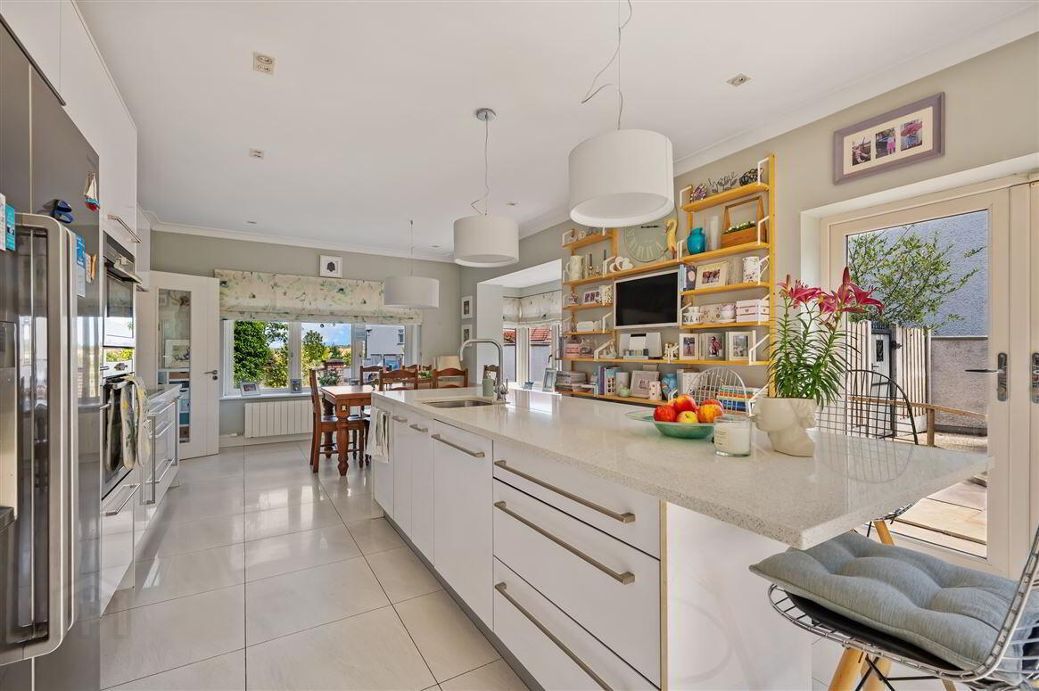 35 Laburnum Avenue 5 of 132