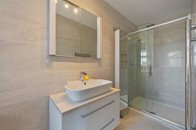 35 Laburnum Avenue 92 of 132