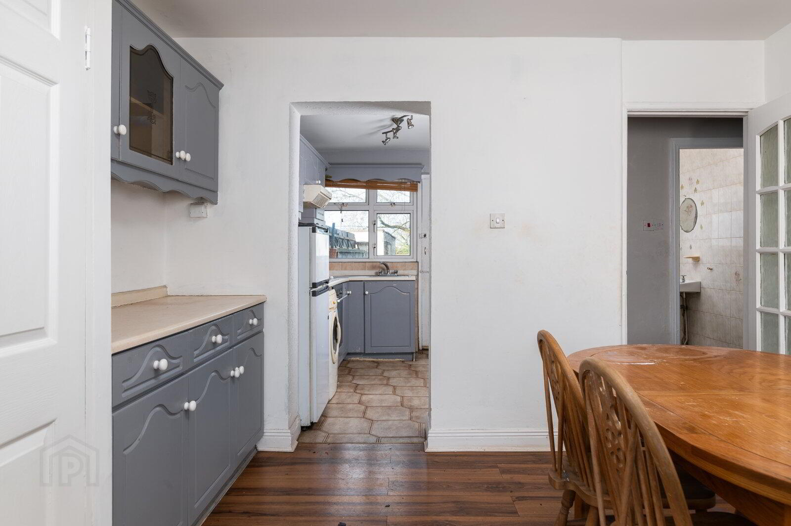2 Arden Road 7 of 15